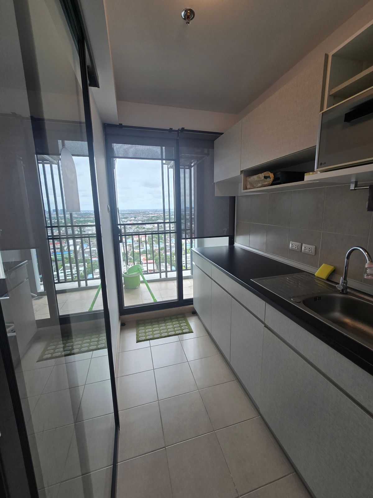 ขายคอนโดท่าพระ ตลาดพลู วุฒากาศ : ขาย - ให้เช่า คอนโด ศุภาลัย ลอฟท์ สถานีตลาดพลู ชั้น 31 ห้องริม 63.12 ตรม.  พร้อมเข้าอยู่ทันที