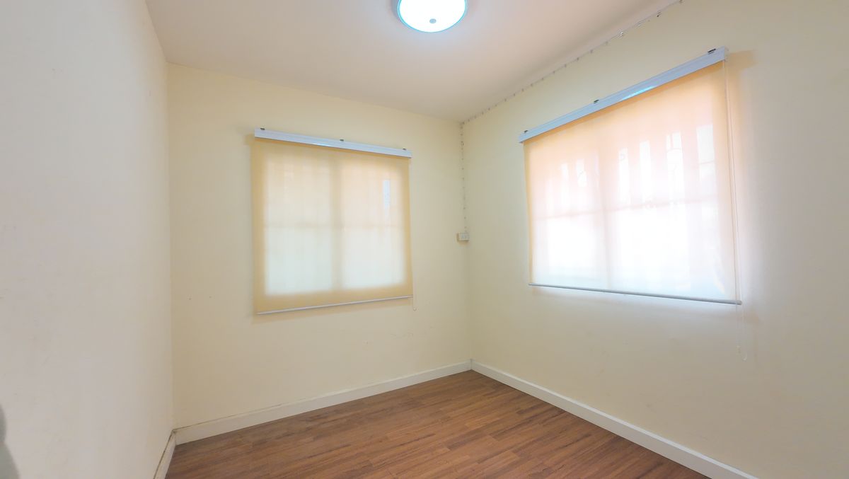 For SaleRathburana, Suksawat : Pruksa 34/2 Twin house, good location, Pracha Uthit 90, great value, large house, suitable for families Near the community Convenient to travel in and out