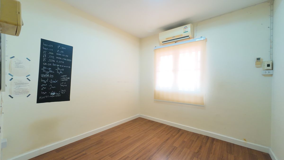 For SaleRathburana, Suksawat : Pruksa 34/2 Twin house, good location, Pracha Uthit 90, great value, large house, suitable for families Near the community Convenient to travel in and out