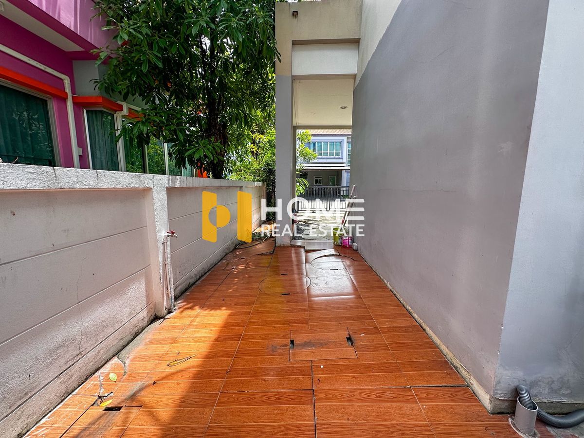 For SaleHousePhutthamonthon, Salaya : House near the park, only 8 houses in the alley 🔥 Life Bangkok Boulevard Pinklao - Phetkasem / 3 bedrooms (for sale), Life Bangkok Boulevard Pinklao - Phetkasem / 3 bedrooms (FOR SALE) BALL087