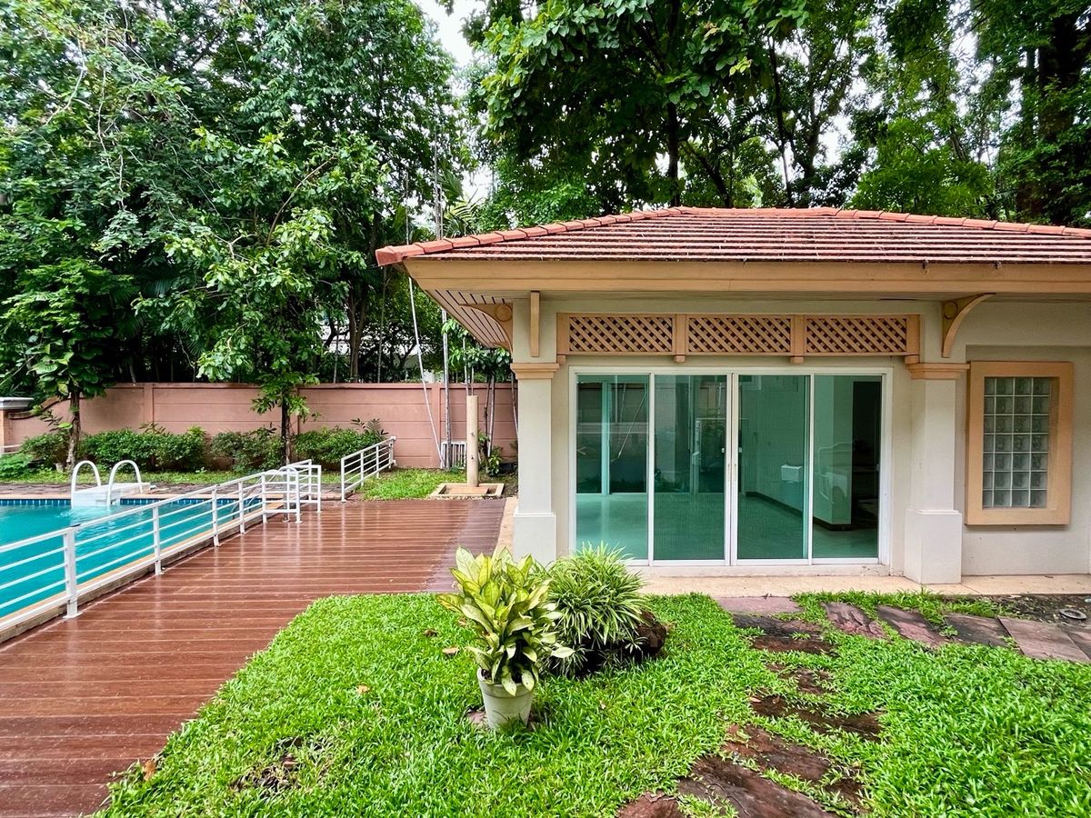 ให้เช่าบ้านบางนา แบริ่ง ลาซาล : เช่าพฤกษ์ภิรมย์รีเจ้นท์สุขุมวิท บางนา บ้านเดี่ยวถนนสุขุมวิท ซอยแบริ่ง สุขุมวิท 107 ซอยลาซาล สุขุมวิท 105 บ้านเดี่ยวพร้อมสระว่ายน้ำ 5ห้องนอน