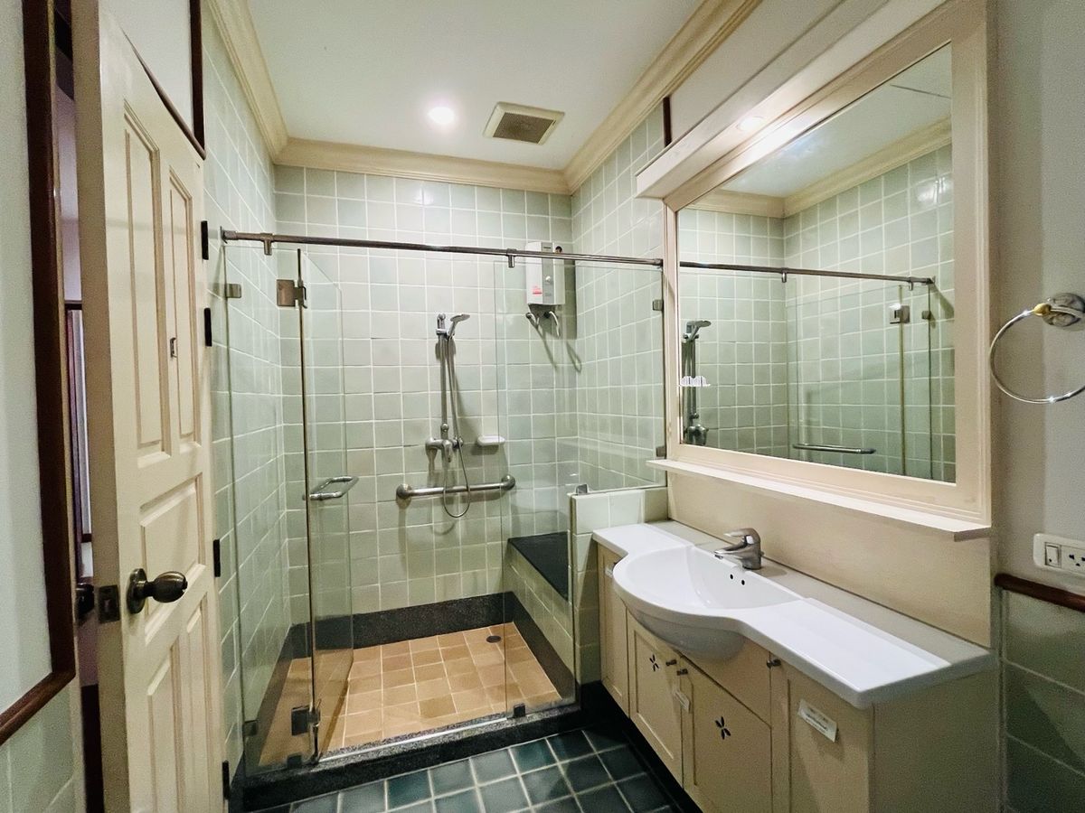 ให้เช่าบ้านบางนา แบริ่ง ลาซาล : เช่าพฤกษ์ภิรมย์รีเจ้นท์สุขุมวิท บางนา บ้านเดี่ยวถนนสุขุมวิท ซอยแบริ่ง สุขุมวิท 107 ซอยลาซาล สุขุมวิท 105 บ้านเดี่ยวพร้อมสระว่ายน้ำ 5ห้องนอน