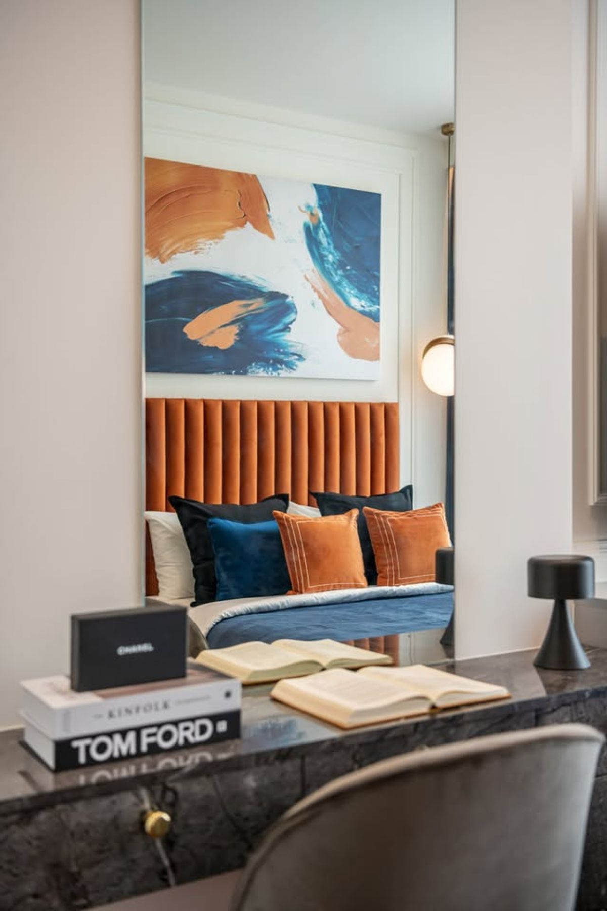 CondoSukhumvit, Asoke, Thonglor : ✨ The best of luxury! Condo KHUN by Yoo Sukhumvit 55 (Thonglor), beautiful room, rewarding with Thonglor view, whole line!  🥂