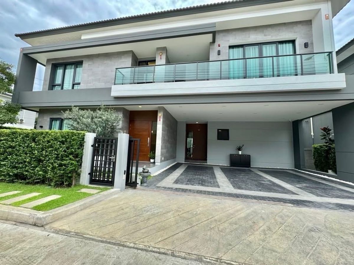 บ้านบางนา แบริ่ง ลาซาล : 🏡 ขาย / ให้เช่า บ้านเดี่ยวหรู The City บางนา แปลงมุม ถนนเมน หลังรอง TOP ของโครงการ แต่งครบ สวยมาก พร้อมอยู่ ใกล้ เมกา บางนา แค่ 800 ม. ✨