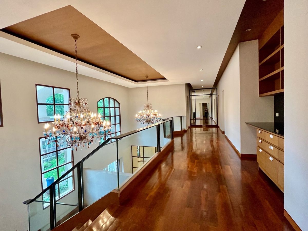 ให้เช่าบ้านบางนา แบริ่ง ลาซาล : เช่าพฤกษ์ภิรมย์รีเจ้นท์สุขุมวิท บางนา บ้านเดี่ยวถนนสุขุมวิท ซอยแบริ่ง สุขุมวิท 107 ซอยลาซาล สุขุมวิท 105 บ้านเดี่ยวพร้อมสระว่ายน้ำ 5ห้องนอน