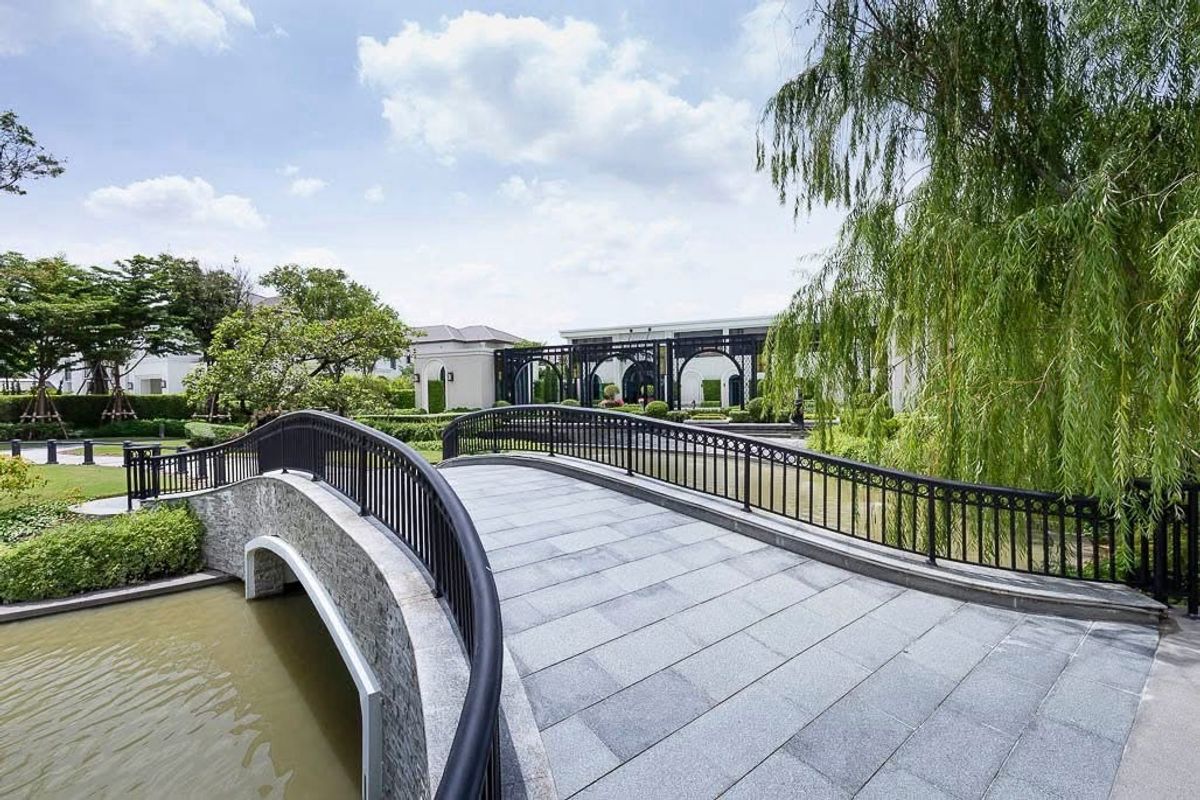 ขายบ้านพัฒนาการ ศรีนครินทร์ : 🔥 บ้านแสนสิริ พัฒนาการ 4 ห้องนอน 543 ตรม. เพียง 123 ล้าน* ติดต่อ 093-616-4456 (ฝ่ายขาย)