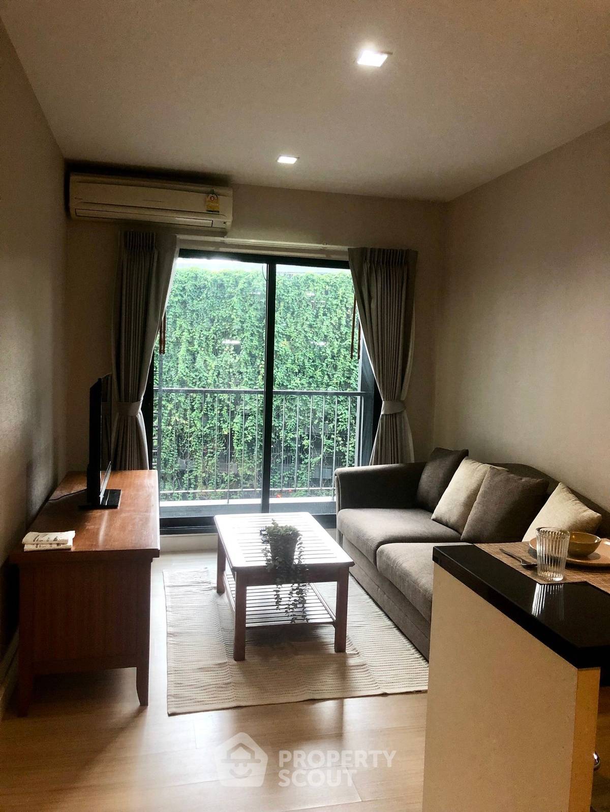 For RentCondoSathorn, Narathiwat : 1-BR Condo at The Seed Mingle Sathorn-Suanplu near BTS Sala Daeng
