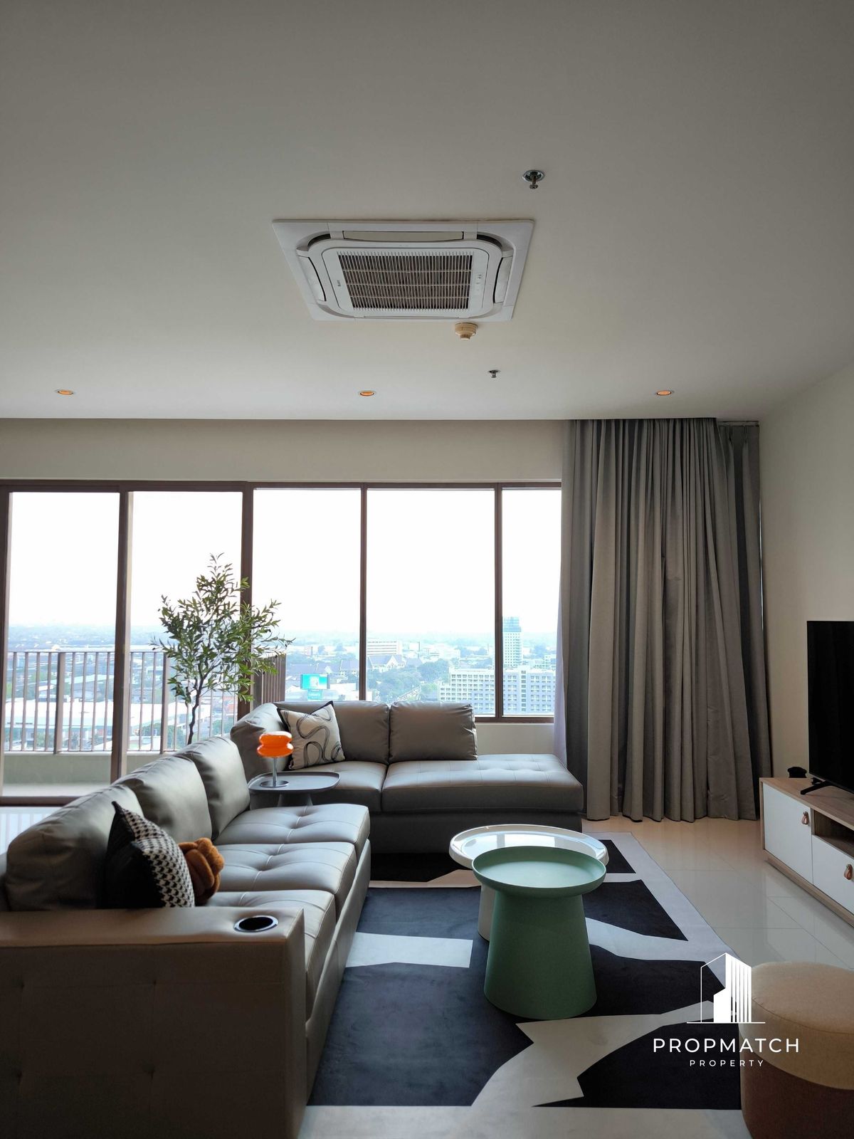 ขายคอนโดสุขุมวิท อโศก ทองหล่อ : ✨Flash Deal ✨The Emporio Place Sukhumvit 24(3Bed4Bath161SQM.) พร้อมอยู่ ! เพียง  33,000,000 บาท Tel.0981315848 @propmatch