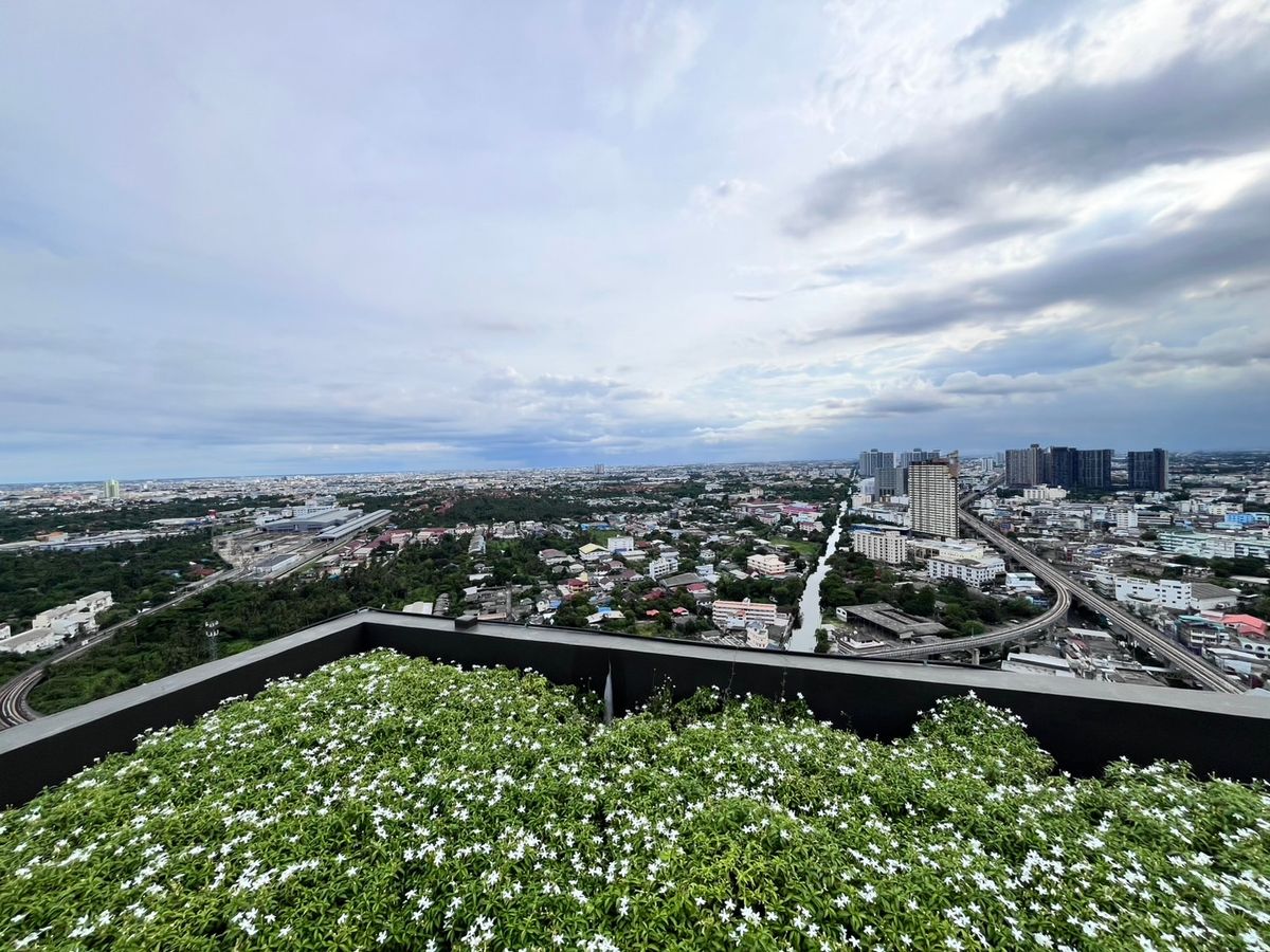 For RentCondoBang kae, Phetkasem : This room is the best price now. Urgent before being booked, call 081-912-8883.