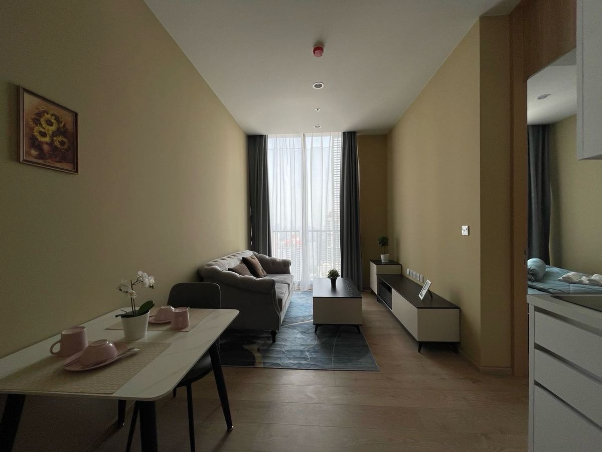 คอนโดสุขุมวิท อโศก ทองหล่อ : For Rent - Noble BE19 