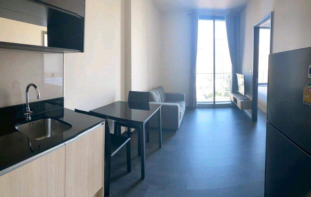 ขายคอนโดสุขุมวิท อโศก ทองหล่อ : ขาย Edge Sukhumvit 23 ราคาดีที่สุดแห่งปี 1 ห้องนอน 33 ตร.ม. 4.99m!! โทรนัดดูด่วน 0825425536