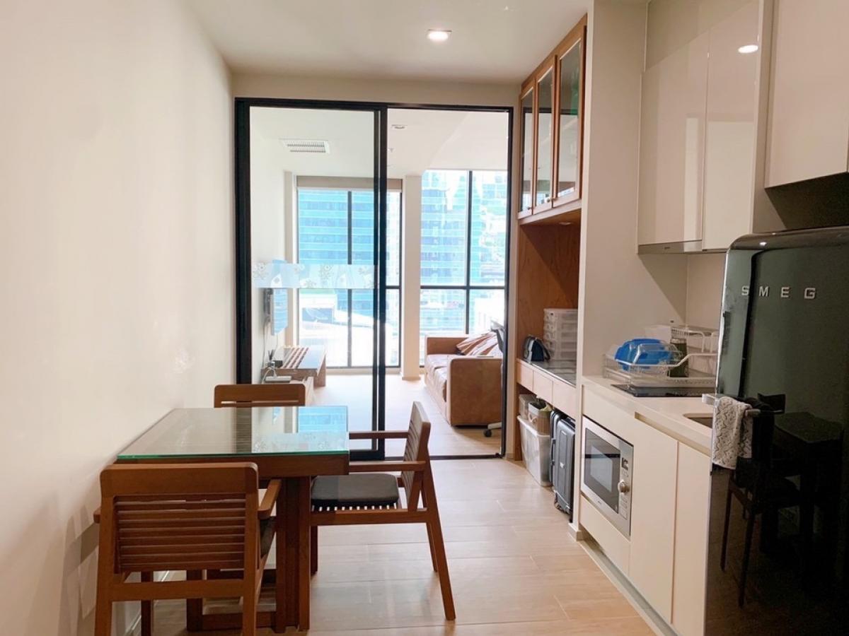 ให้เช่าคอนโดวิทยุ ชิดลม หลังสวน : For Rent ให้เช่า Noble Ploenchit (โนเบิล เพลินจิต) 1 Bed 47 ตรม. ราคา 32,000 บาท/เดือน 0 เมตรจาก BTS เพลินจิต ตกแต่งครบ เครื่องใช้ไฟฟ้าครบ