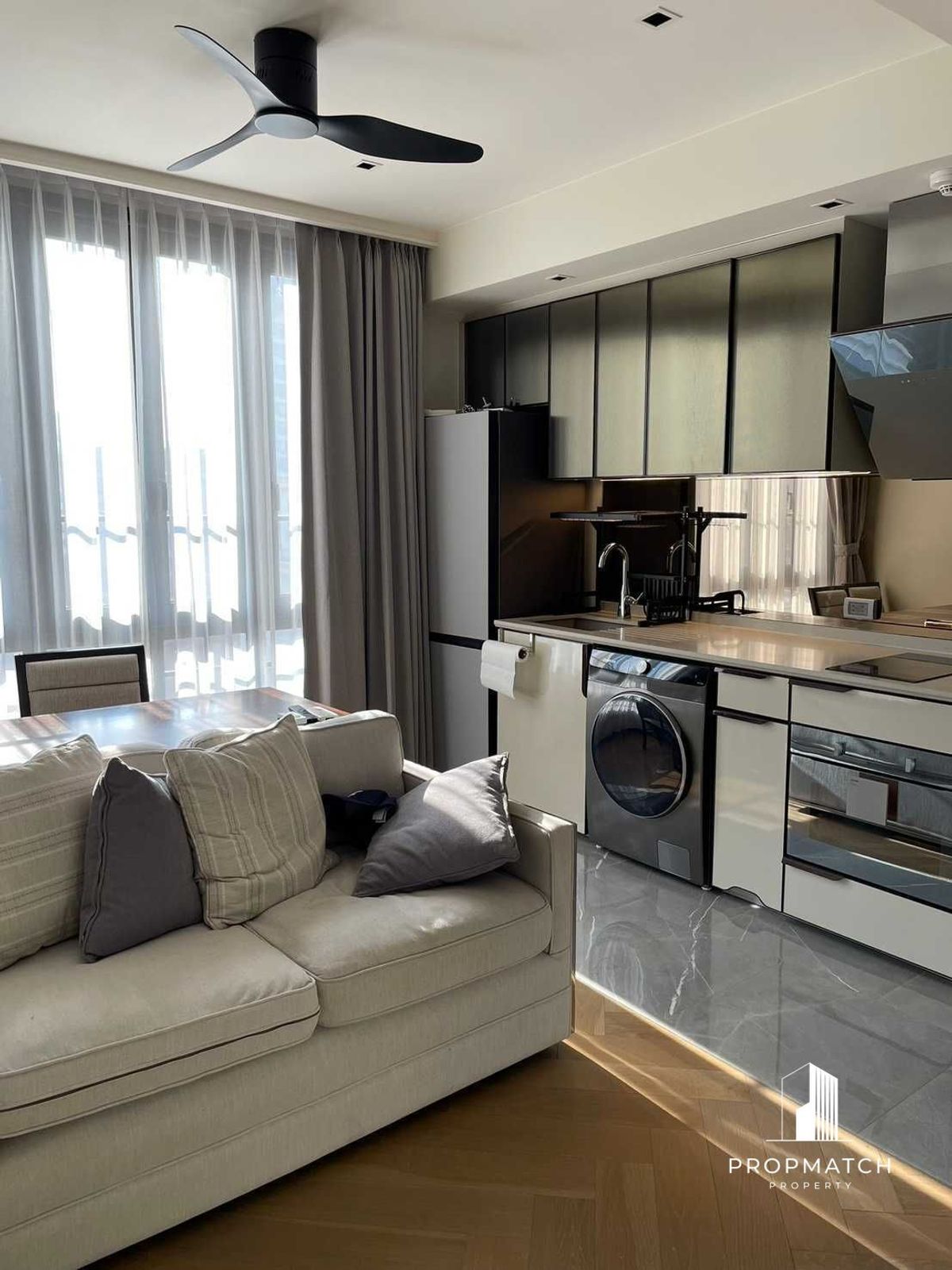 ขายคอนโดสุขุมวิท อโศก ทองหล่อ : ✨Flash Deal ✨The Reserve Sukhumvit 61(1Bed1Bath48SQM.) พร้อมอยู่ ! เพียง 10,690,000 บาท Tel.0981315848 @propmatch