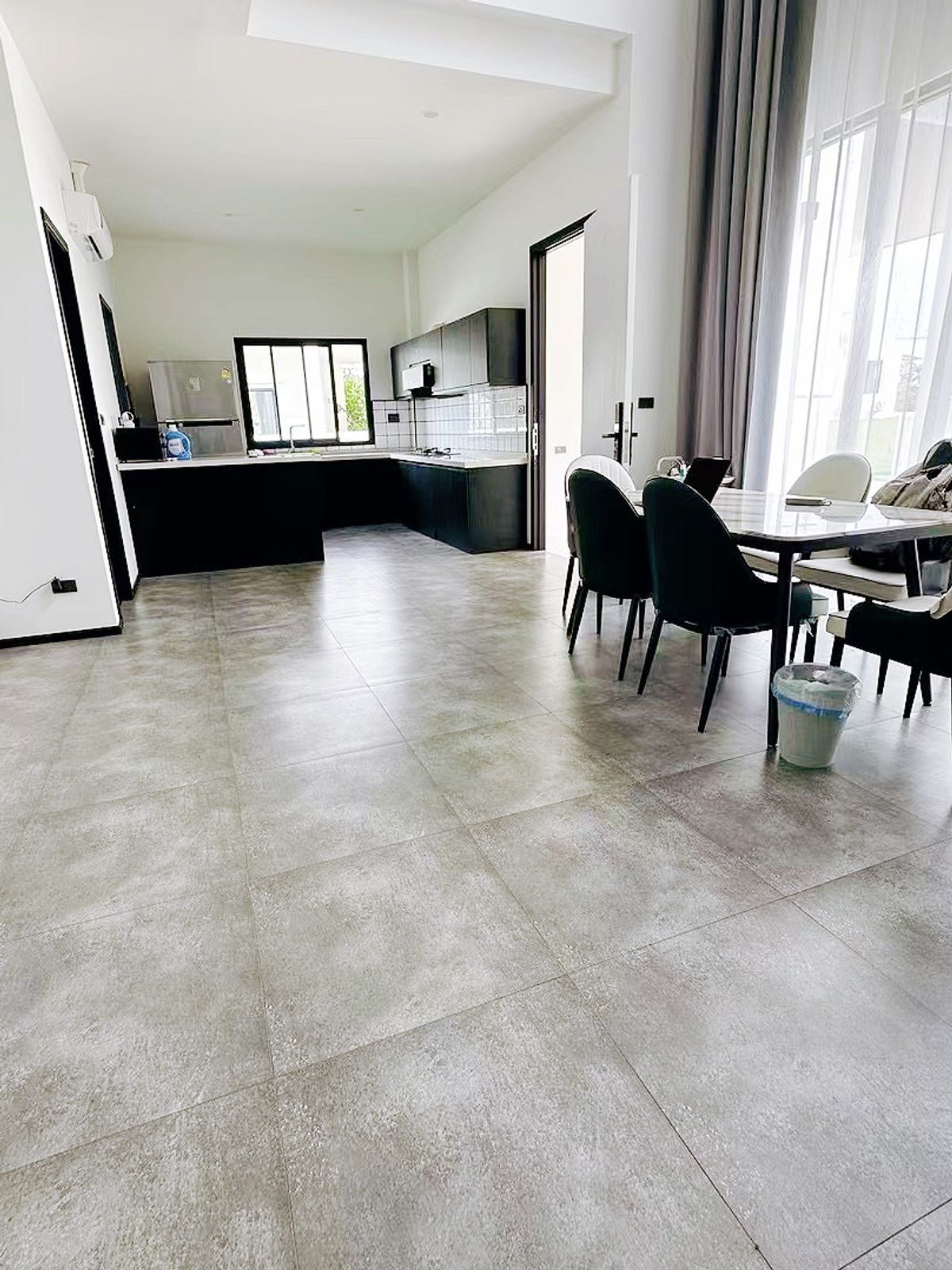 บ้านเชียงใหม่ : Chiang Mai 4-bedroom detached house, pet-friendly, fully furnished villa for sale and rent, modern style, with yard, double parking space, 4 bedrooms and 4 bathrooms, for sale: 7,000,000 baht, rent 35,000 baht/month