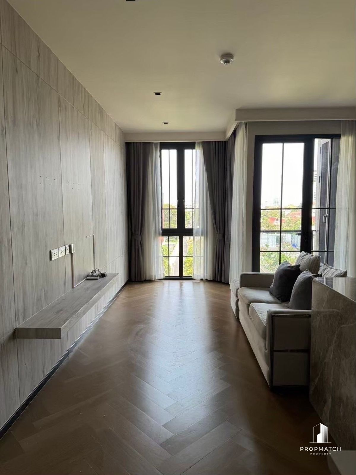 ขายคอนโดสุขุมวิท อโศก ทองหล่อ : ✨Flash Deal ✨The Reserve Sukhumvit 61(1Bed1Bath48.54SQM.) พร้อมอยู่ ! เพียง 10,500,000 บาท Tel.0981315848 @propmatch