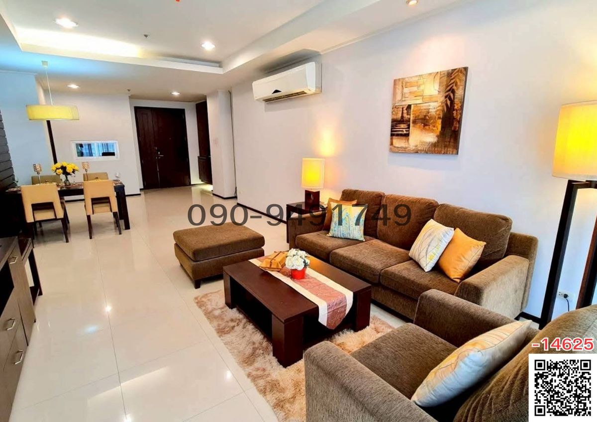 For RentCondoPhutthamonthon, Salaya : Rent service apartments Piyathip Place near Emquartier