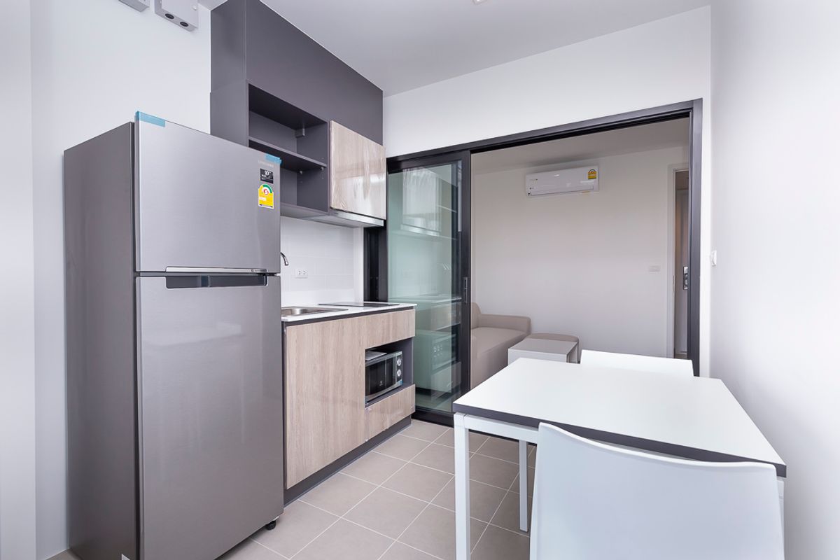 For RentCondoBang kae, Phetkasem : A good price room here !! High class room, good view, electrical appliances, call 081-912-8883