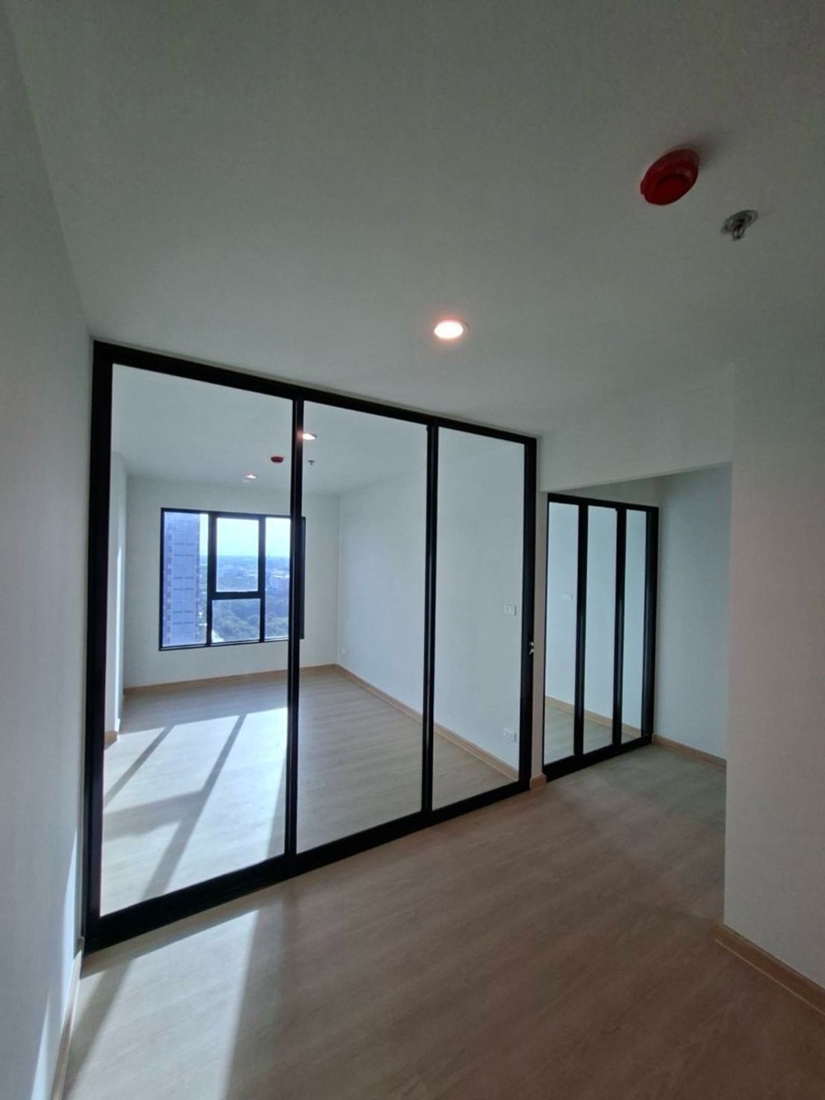 ให้เช่าคอนโดปทุมธานี รังสิต ธรรมศาสตร์ : ให้เช่า คอนโด Terra Residence phase I