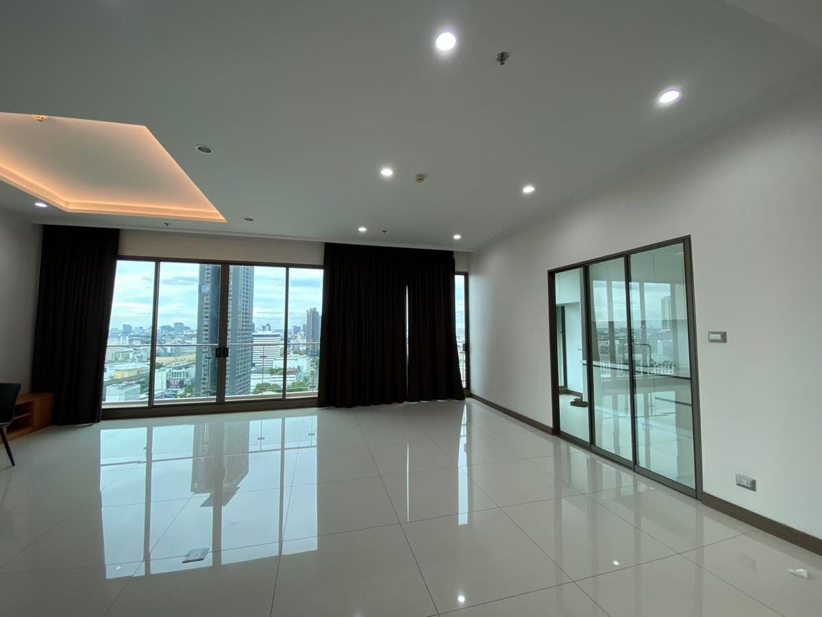 ให้เช่าคอนโดสุขุมวิท อโศก ทองหล่อ : Supalai Oriental Sukhumvit 39 3Beds/3Bath For rent