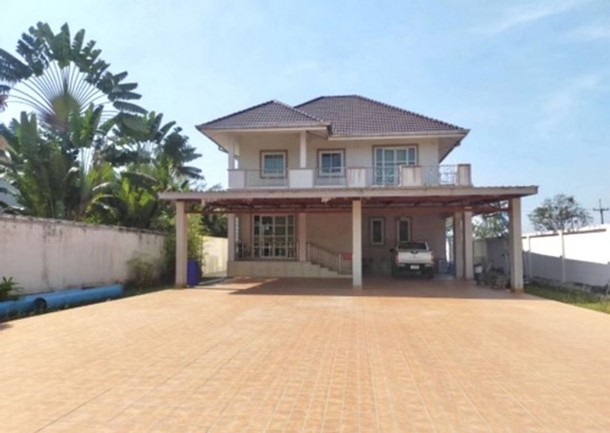 For SaleHousePattaya, Bangsaen, Chonburi : [Urgent sale] 2 -story detached house, Pattaya, near the water, come to compete for the Championship | 1 job 52 sq.w. | 3 bedrooms 3 water | next to the concrete road | 7.5 million
