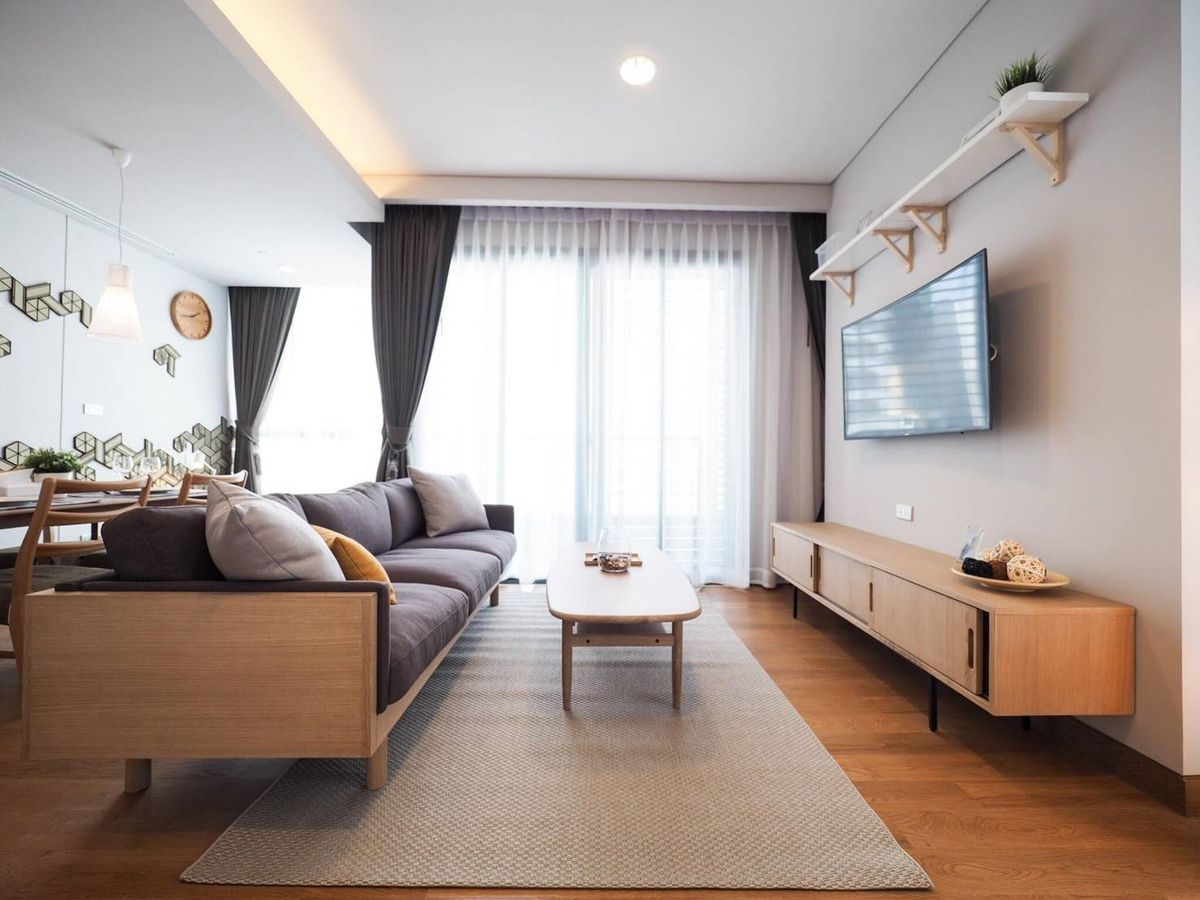 ให้เช่าคอนโดสุขุมวิท อโศก ทองหล่อ : ให้เช่า The Lumpini 24 | 2 ห้องนอน 2 ห้องน้ำ | 62 ตร.ม. | ชั้นสูง | 60,000 บาท/เดือน