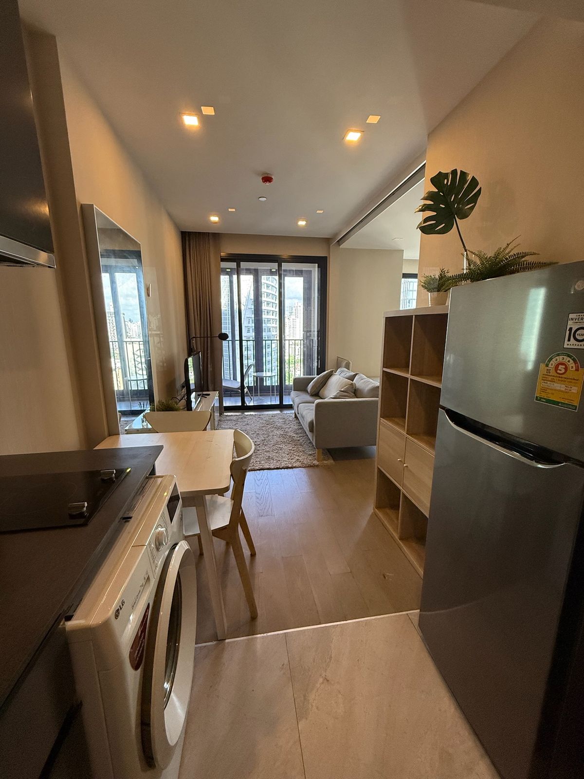 For RentCondoSukhumvit, Asoke, Thonglor : Ashton Asoke Condo rental near MRT Sukhumvit