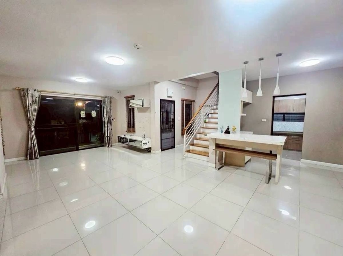 For RentHouseNawamin, Ramindra : Single house for rent, Mantana Lake Watcharapol 🏡🚄🚄