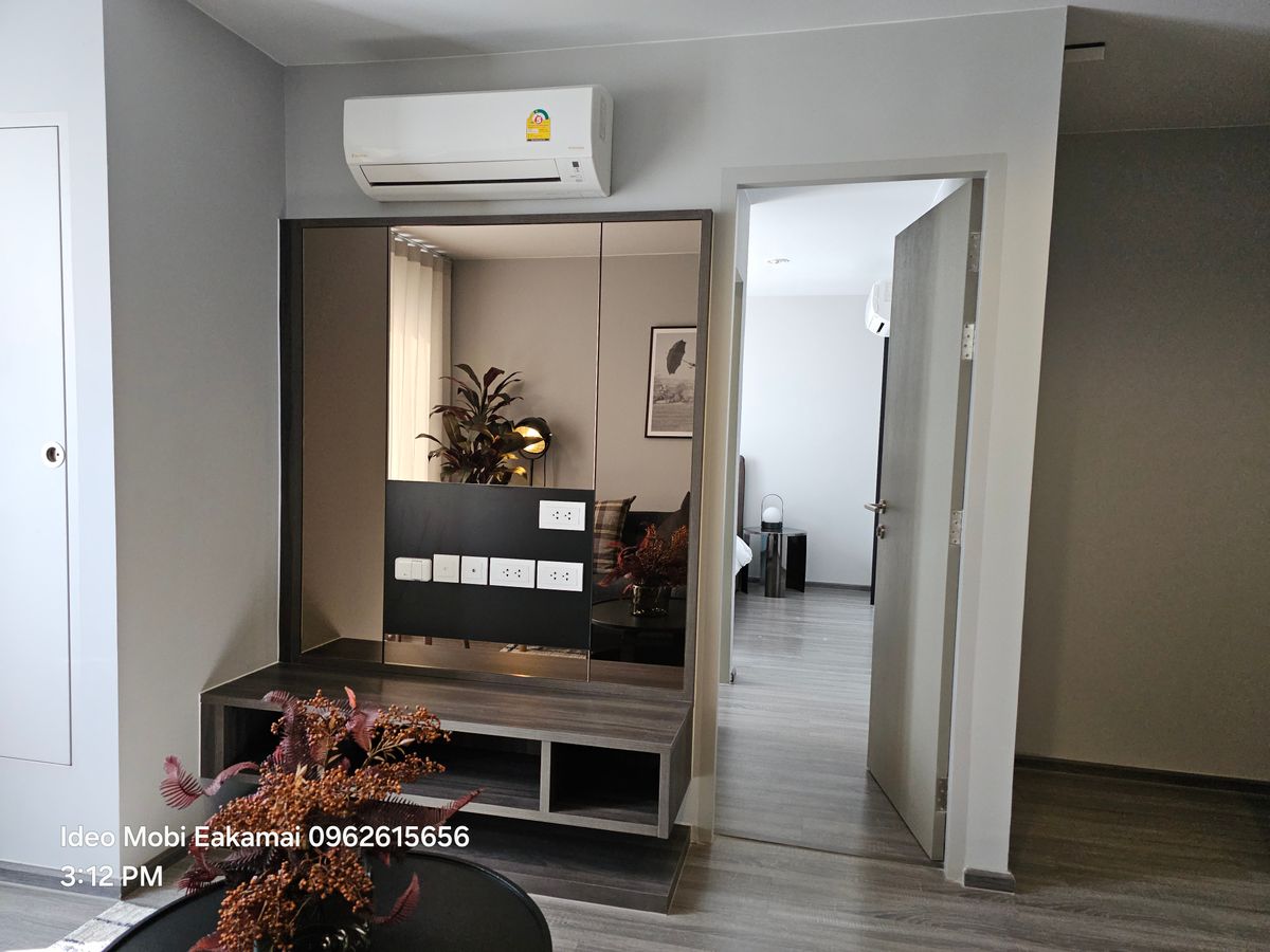 For RentCondoSukhumvit, Asoke, Thonglor : Ideo Mobi Sukhumbit 40 for RENT 1 bed 1 bath 35 Sq,m Rental price 24,000 Baht call Nong 096-2615656 Ready to touring everyday  ไอดีโอ้ โมบิ สุขุมวิท 40 1นอน 1น้ำ พื้นที่ 35 ตรม ให้เช่า 24,000 บาท  สนใจโทร น้อง 096-2615656 พร้อมให้นัดหมายเข้าชมทุกวัน   Loc