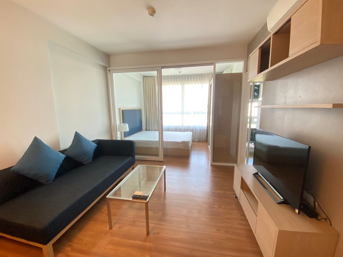 ให้เช่าคอนโดพระราม 9 เพชรบุรีตัดใหม่ RCA :  🏡 ให้เช่า I-biza Residence คอนโดหรูใจกลาง RCA — อยู่เองก็สบาย ใกล้ MRT 🚇