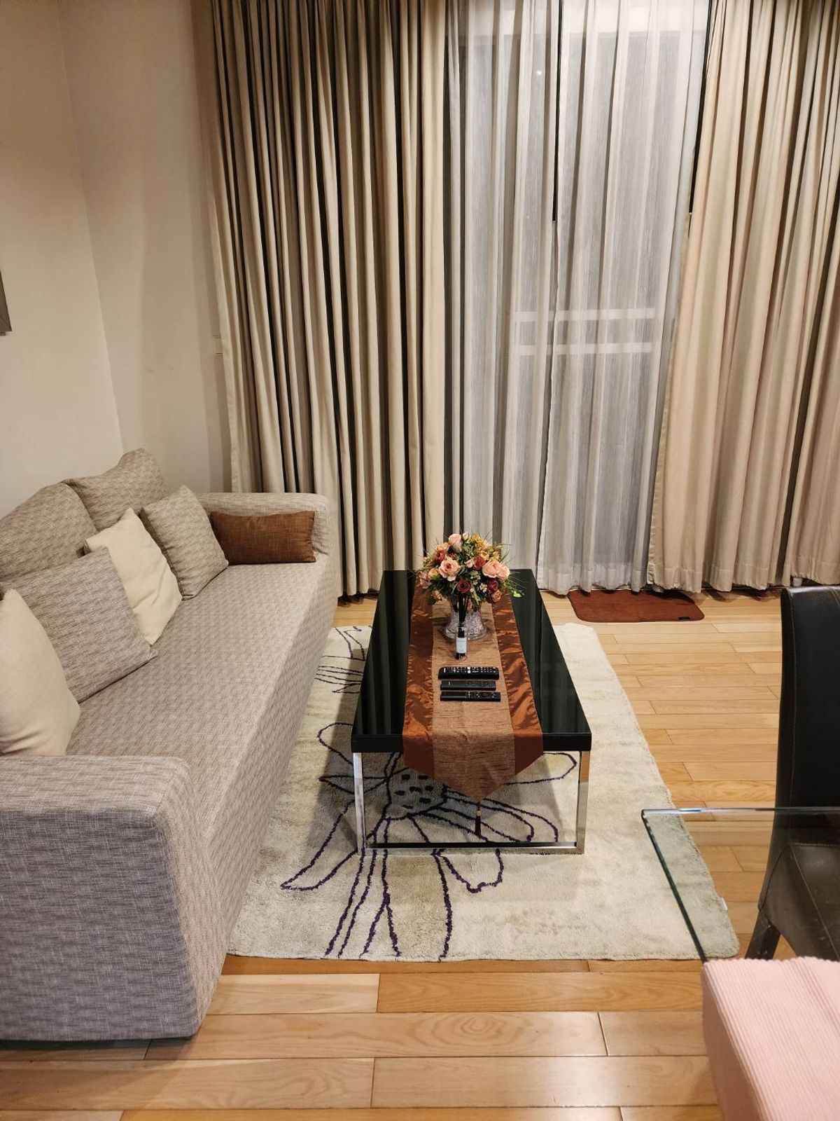 For RentCondoSukhumvit, Asoke, Thonglor : For Rent Siri at Sukhumvit 2Beds Size 68 SQ.M. F/F Ready to Move in