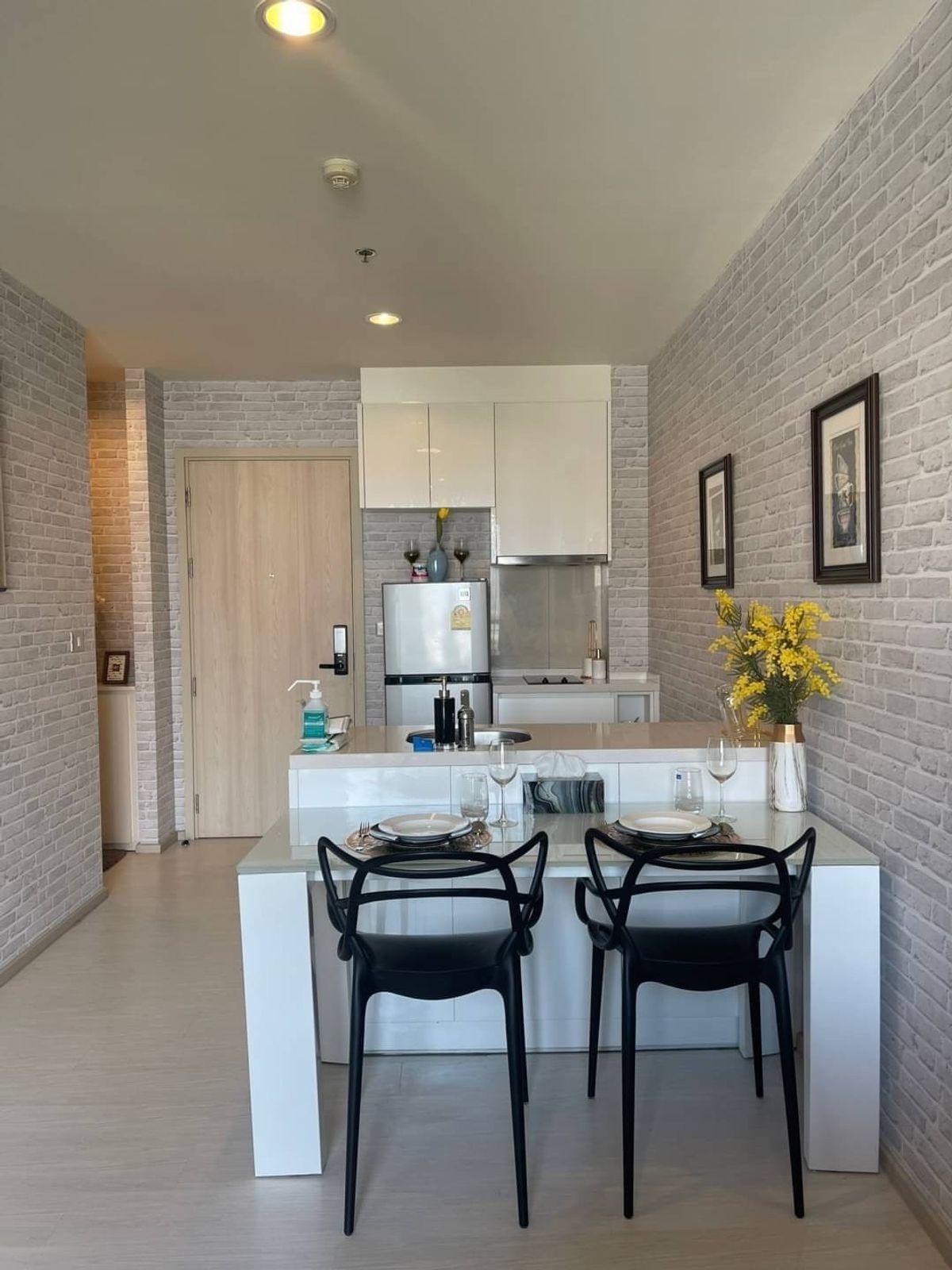 For RentCondoSukhumvit, Asoke, Thonglor : Rhythm Sukhumvit 42 for RENT 1 bed 1 bath 45 Sq,m Rental price 33,000 Baht call Nong 096-2615656 Ready to touring everyday  ริธึ่ม สุขุมวิท 42 1นอน 1น้ำ พื้นที่ 45 ตรม ให้เช่า 33,000 บาท  สนใจโทร น้อง 096-2615656 พร้อมให้นัดหมายเข้าชมทุกวัน   Location : E