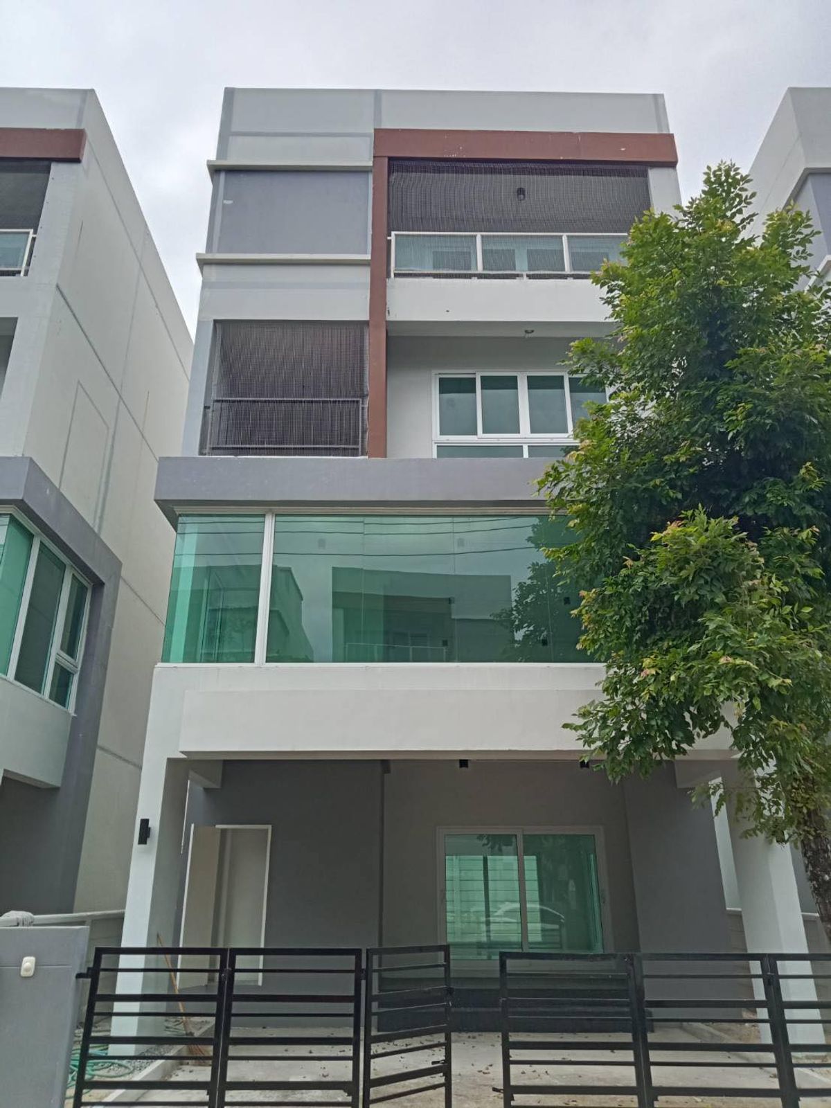 ให้เช่าบ้านสมุทรปราการ สำโรง : ให้เช่า เดอะ เทอร์มินอล สุวรรณภูมิ   เช่าเดือนละ 65,000บาท
