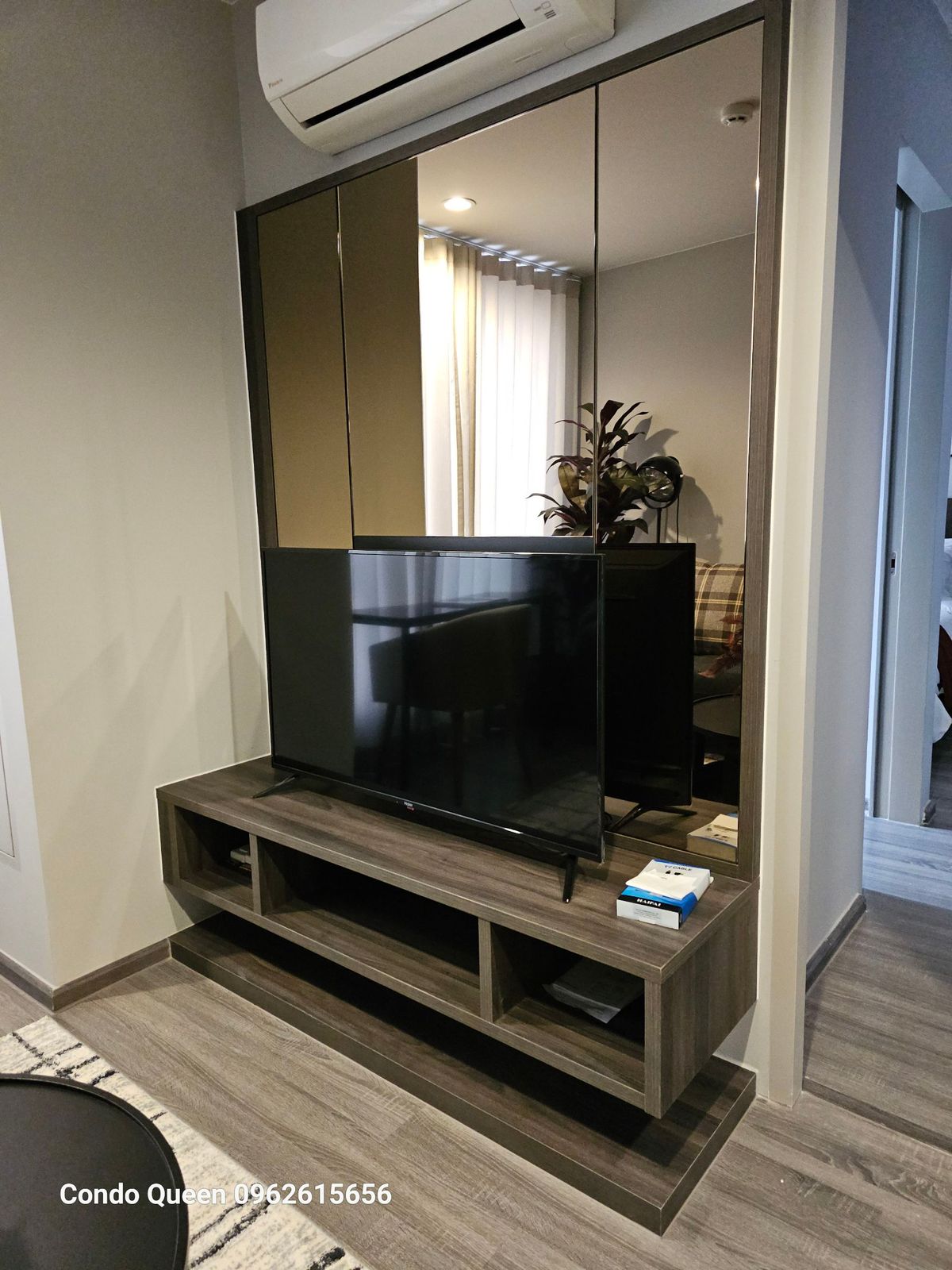 For RentCondoSukhumvit, Asoke, Thonglor : Ideo Mobi Sukhumbit 40 for RENT 1 bed 1 bath 35 Sq,m Rental price 24,000 Baht call Nong 096-2615656 Ready to touring everyday  ไอดีโอ้ โมบิ สุขุมวิท 40 1นอน 1น้ำ พื้นที่ 35 ตรม ให้เช่า 24,000 บาท  สนใจโทร น้อง 096-2615656 พร้อมให้นัดหมายเข้าชมทุกวัน   Loc