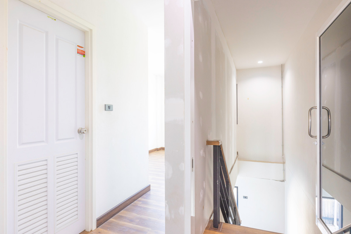 ขายอาคารพาณิชย์เชียงใหม่ : 📣 (ขาย) อาคารพาณิชย์ 3ชั้นครึ่ง ติดโรงเรียนมงฟอร์ต วิทยาลัย 🏢 *(มีที่จอดรถ)*