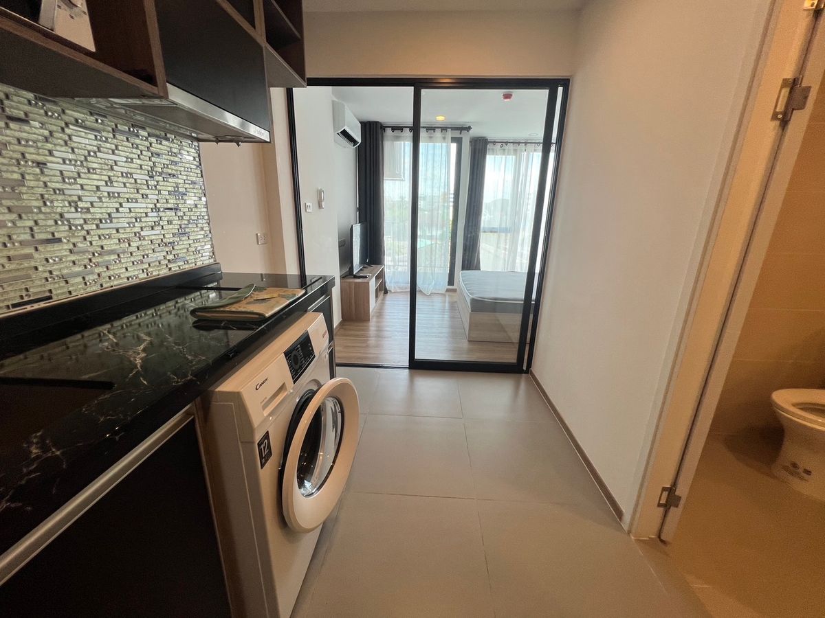 For RentCondoRatchadapisek, Huaikwang, Suttisan : Urgent‼ ️ Beautiful room 🔥🔥🔥 Rent CybiQ Ratchada 32, beautiful room at the cover as in the picture Full furniture+There is a washing machine‼ ️ Ready to move in (Reply to chat very quickly)