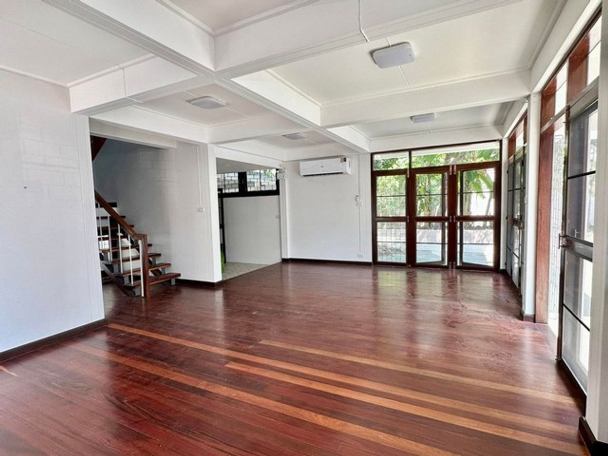 ให้เช่าบ้านอ่อนนุช อุดมสุข : ให้เช่าบ้านเดี่ยว ใกล้บีทีเอสบางจากเพียง 280 เมตร  ใกล้ทางด่วนสุขุมวิท 62  ซอยสุขุมวิท60/1 