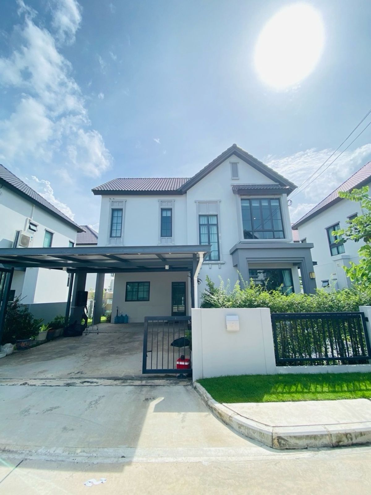 ขายบ้านลาดกระบัง สุวรรณภูมิ : สราญสิริ รามคำแหง บ้านสภาพดี ฟังก์ชั่นลงตัว พร้อมห้องทำงานส่วนตัว เหมาะสำหรับครอบครัวยุคใหม่ ✨