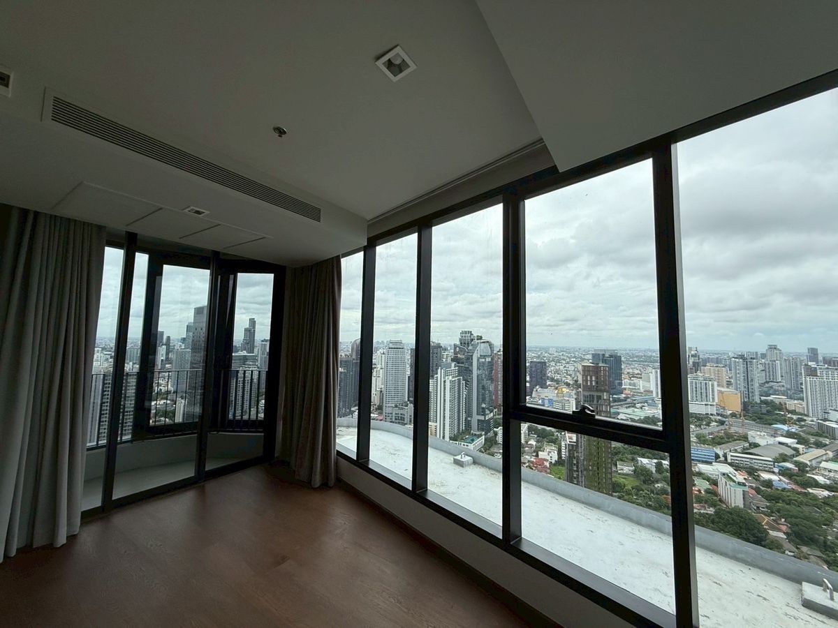 ขายคอนโดสุขุมวิท อโศก ทองหล่อ : ขาย IDEO Q Sukhumvit 36 | 2 ห้องนอน | ชั้น 46 | ห้องมุม Rare Item | วิวพาโนรามา