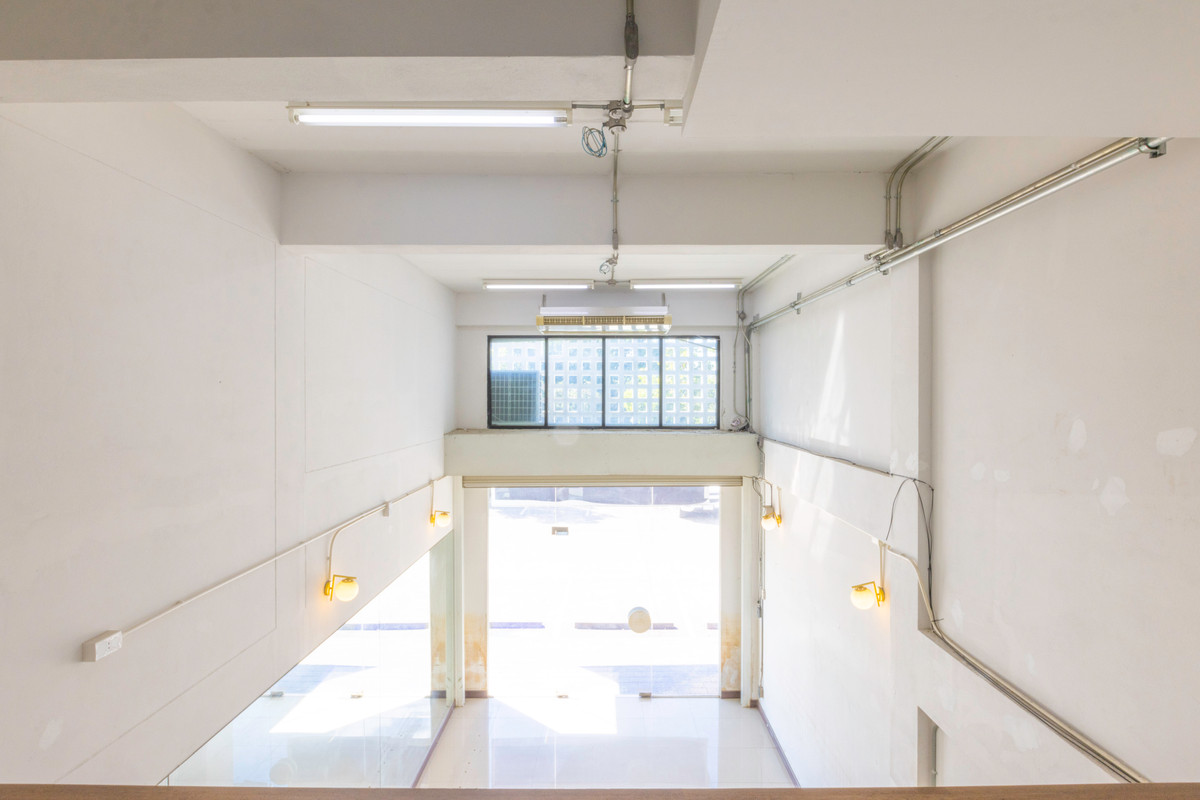 ขายอาคารพาณิชย์เชียงใหม่ : 📣 (ขาย) อาคารพาณิชย์ 3ชั้นครึ่ง ติดโรงเรียนมงฟอร์ต วิทยาลัย 🏢 *(มีที่จอดรถ)*