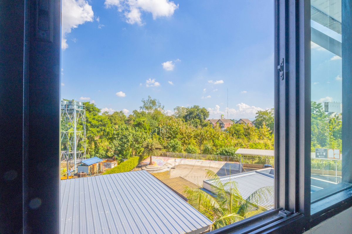 ขายอาคารพาณิชย์เชียงใหม่ : 📣 (ขาย) อาคารพาณิชย์ 3ชั้นครึ่ง ติดโรงเรียนมงฟอร์ต วิทยาลัย 🏢 *(มีที่จอดรถ)*