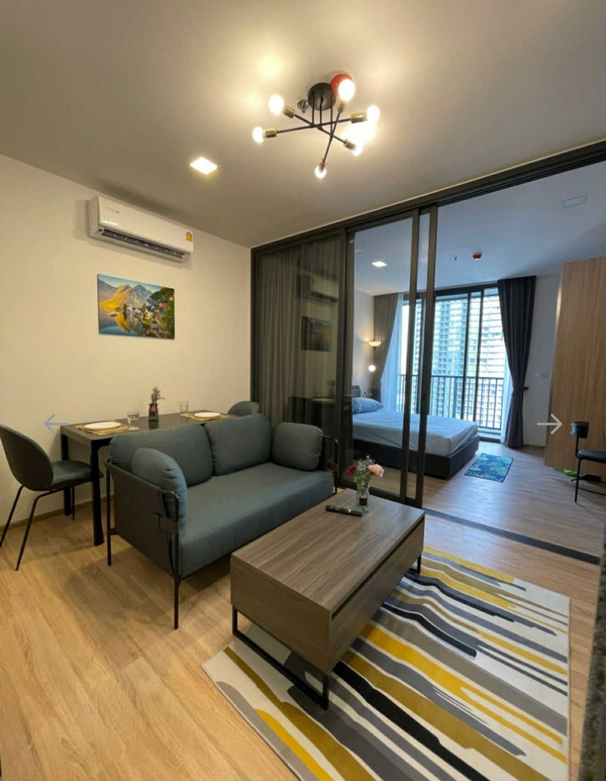 For RentCondoRatchathewi,Phayathai : 🌟 Hot Deal! Condo for rent XT Phayathai 🌟 Large 42 sq.m., high class, beautiful view, not near the road, quiet, with a balcony ready to move in immediately! Carry the bag!