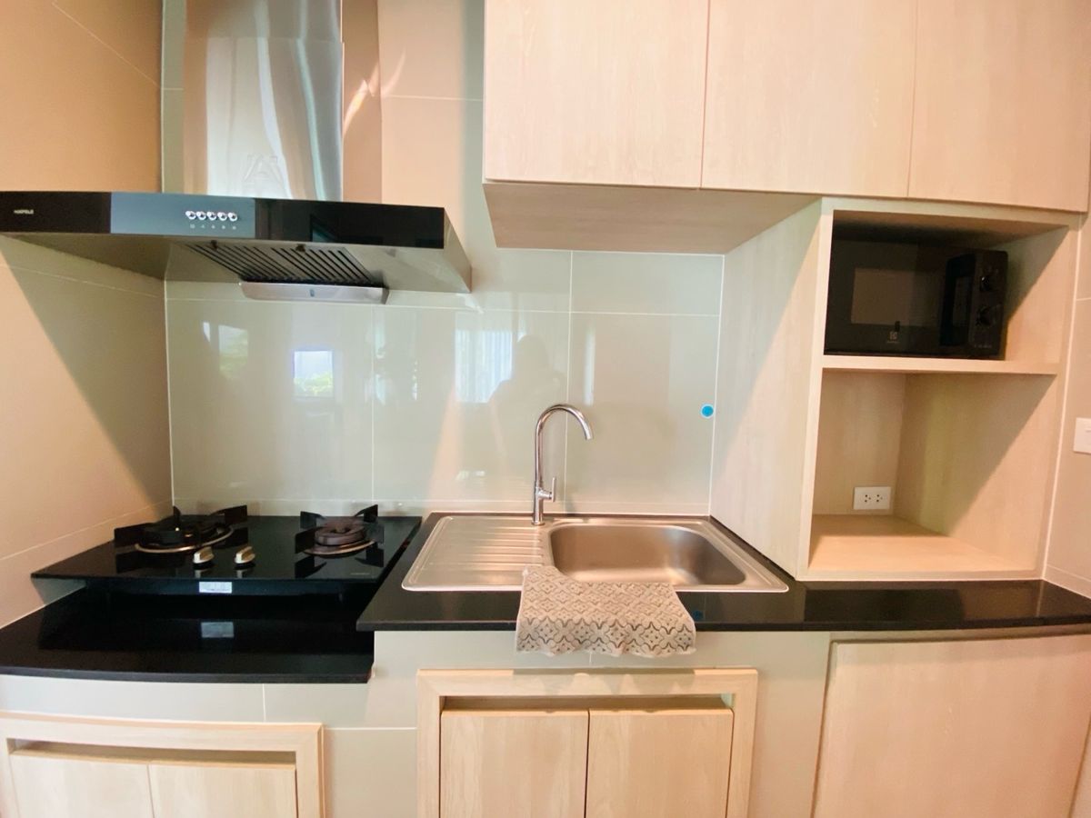 For SaleHouseLadkrabang, Suwannaphum Airport : Beautiful detached house for sale, ready to stay at the Saran Siri Ramkhamhaeng project, good condition, perfect function With a private office Suitable for modern families ✨