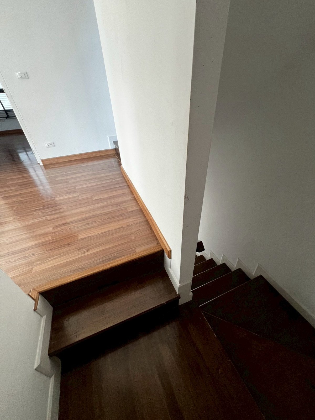 For RentHouseNonthaburi, Bang Yai, Bangbuathong : house can make office and company registration with 9-meter frontage, located on Ratchaphruek Road. 5 bedrooms