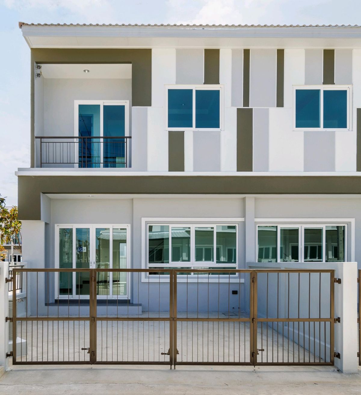ขายทาวน์โฮมนนทบุรี บางใหญ่ บางบัวทอง : ✨️ทาวน์โฮมพรีเมี่ยม 🏠ฟังก์ชั่นบ้านเดี่ยว 4 นอน 3 น้ำ 2 จอดรถ 
