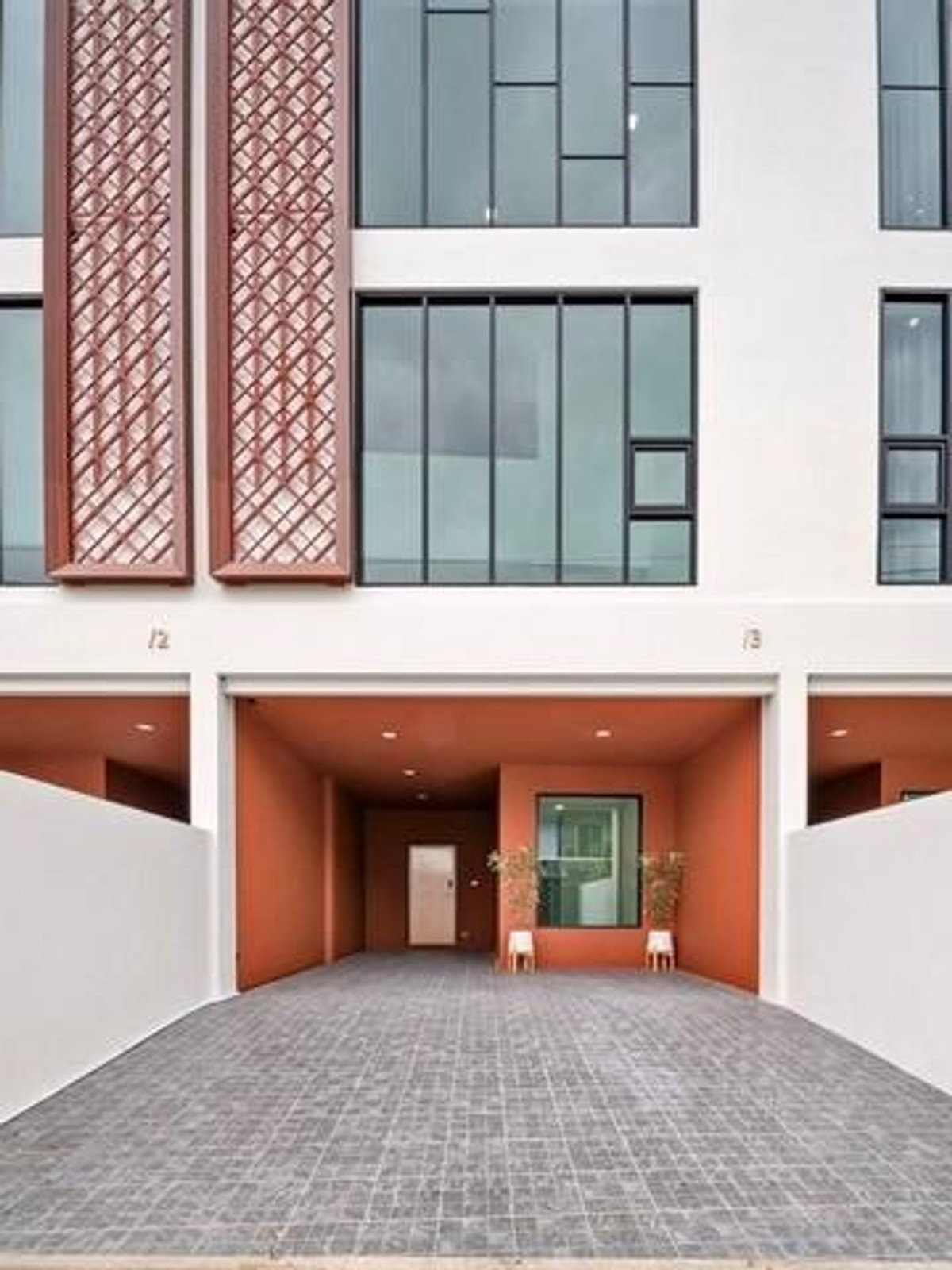 ให้เช่าทาวน์โฮมโชคชัย4 ลาดพร้าว71 : ให้เช่าโฮมออฟฟิศ3.5ชั้น 225 ตร.ม.ย่านนาคนิวาส ลาดพร้าว71โชคชัย4 ใกล้เซ็นทรัล อีสต์วิลล์ ใกล้ทางด่วน ใกล้MRTลาดพร้าว71,MRTโชคชัย4