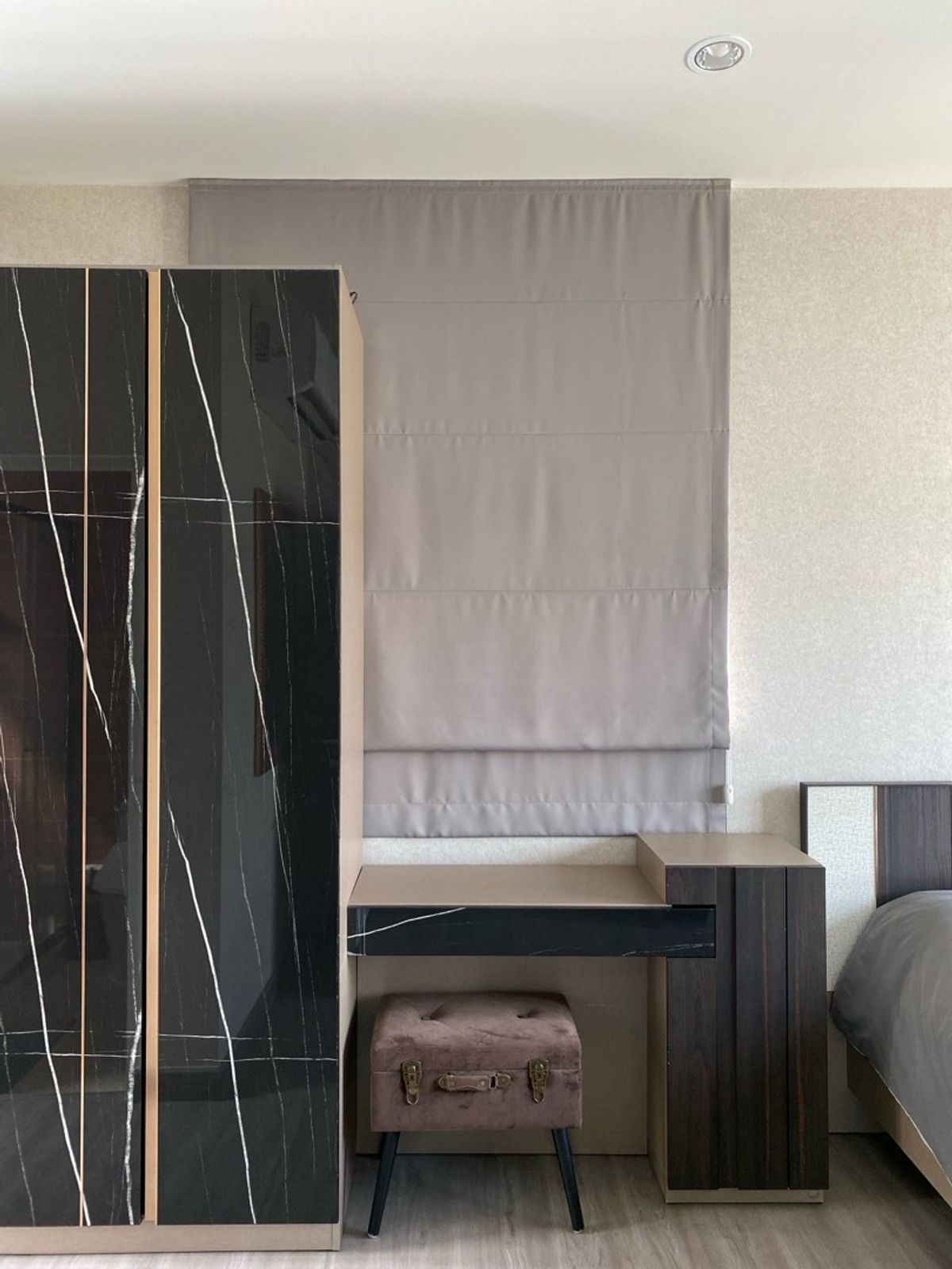 For SaleHouseLadkrabang, Suwannaphum Airport : Beautiful detached house for sale, ready to stay at the Saran Siri Ramkhamhaeng project, good condition, perfect function With a private office Suitable for modern families ✨