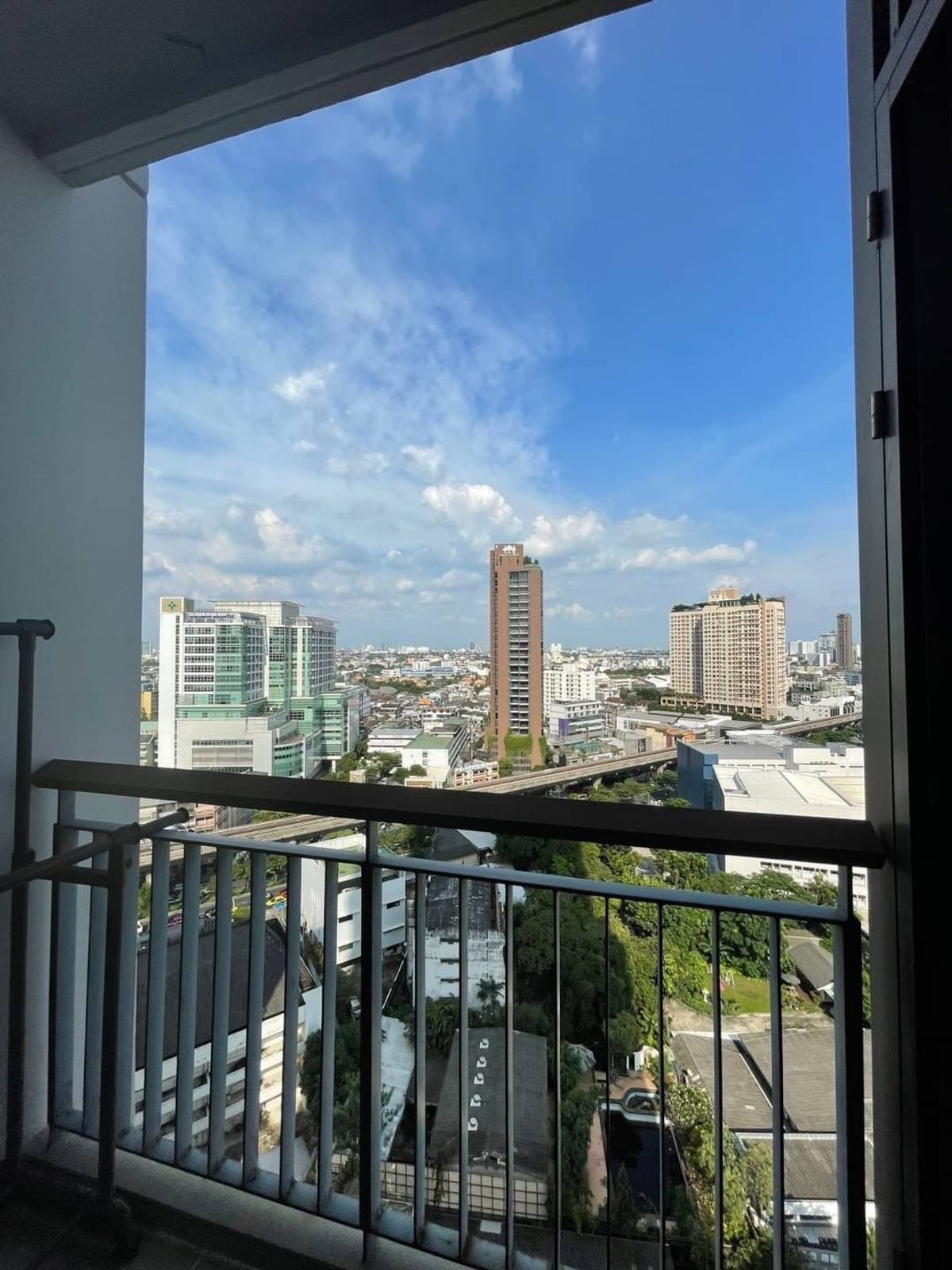 For RentCondoSukhumvit, Asoke, Thonglor : Rhythm Sukhumvit 42 for RENT 1 bed 1 bath 45 Sq,m Rental price 33,000 Baht call Nong 096-2615656 Ready to touring everyday  ริธึ่ม สุขุมวิท 42 1นอน 1น้ำ พื้นที่ 45 ตรม ให้เช่า 33,000 บาท  สนใจโทร น้อง 096-2615656 พร้อมให้นัดหมายเข้าชมทุกวัน   Location : E