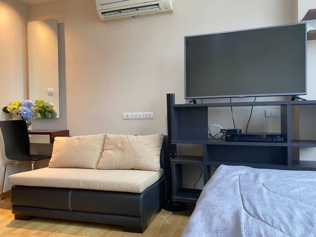 ขายคอนโดเลียบทางด่วนรามอินทรา : S-JWS103  ขายคอนโด เจดับบลิว บูเลอวาร์ด ศรีวรา, 2 ห้องนอน 57.85 ตรม. ชั้น 3 ตึกเอ 3.2 ล้าน 064-959-8900