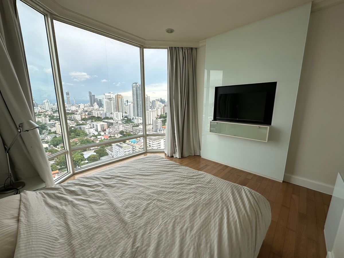 For RentCondoSukhumvit, Asoke, Thonglor : For Rent 2 Bed 2 Bath Condo Royce Private Residences
