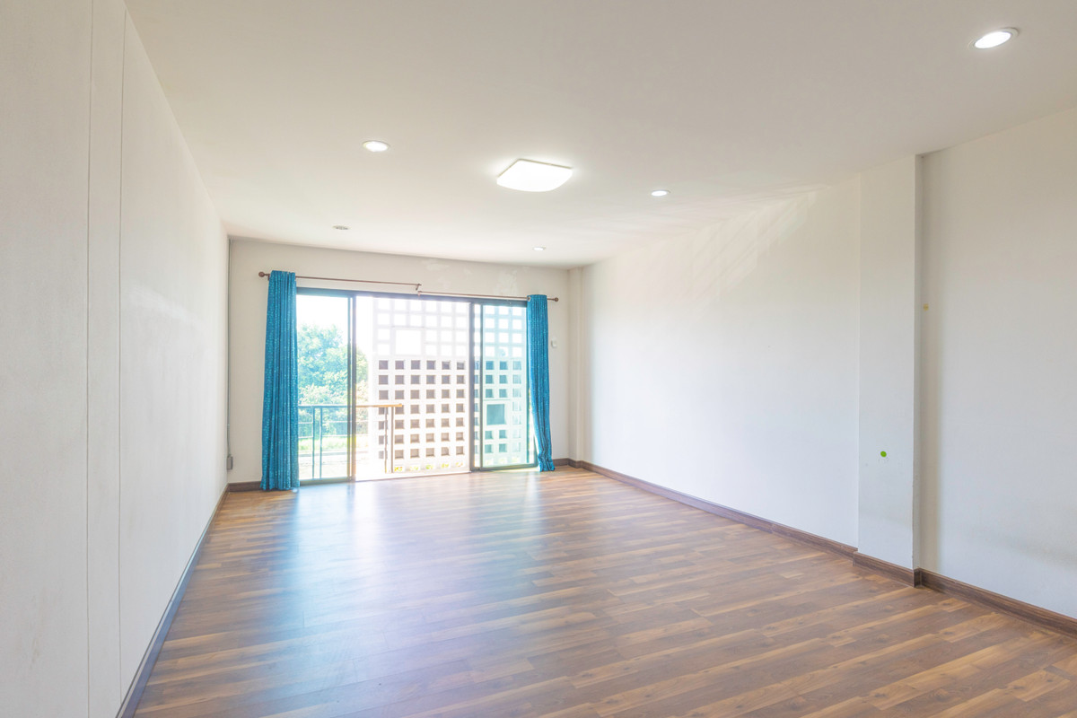 ขายอาคารพาณิชย์เชียงใหม่ : 📣 (ขาย) อาคารพาณิชย์ 3ชั้นครึ่ง ติดโรงเรียนมงฟอร์ต วิทยาลัย 🏢 *(มีที่จอดรถ)*